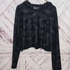 Yogalicious Camouflage Hooded Cropped Shirt